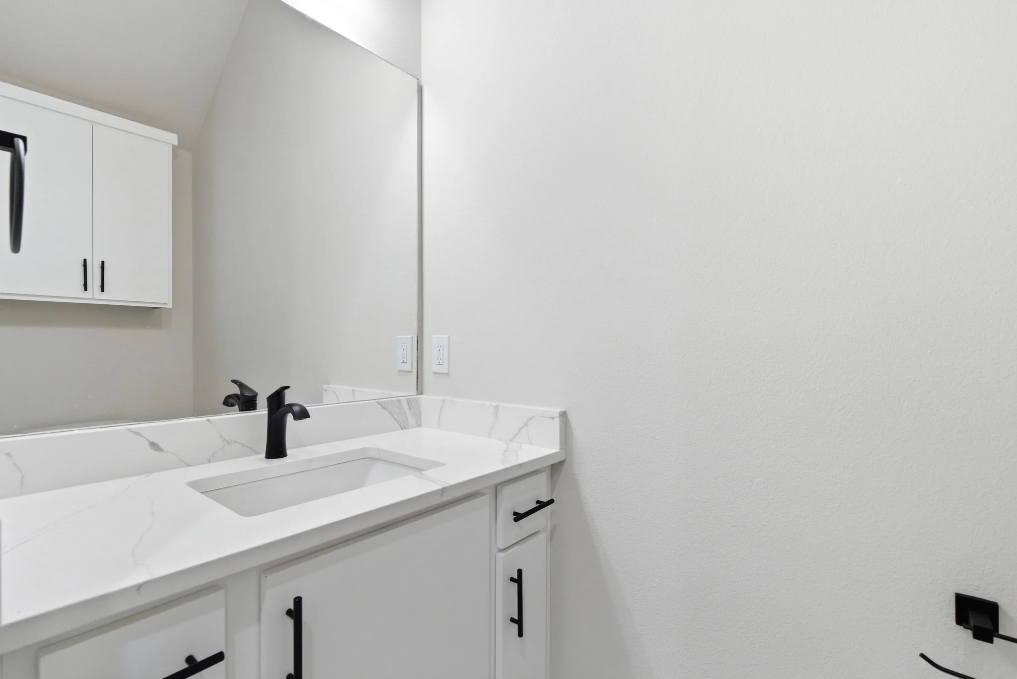Cedar401 gallery image 20
