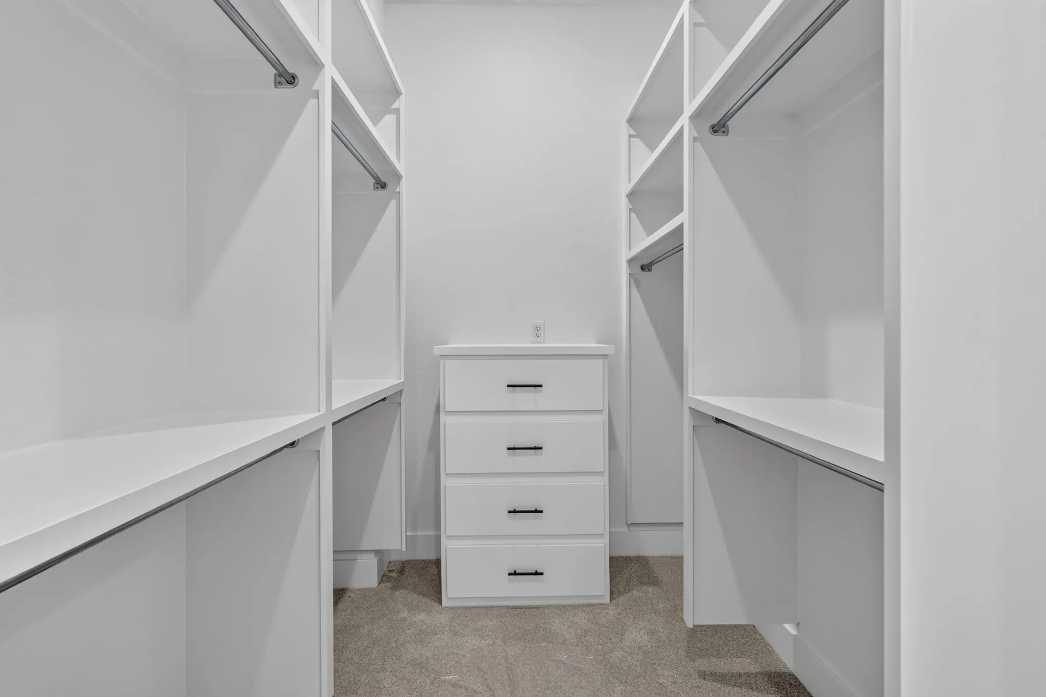 331 Hedge Sliver Oaks gallery image 15
