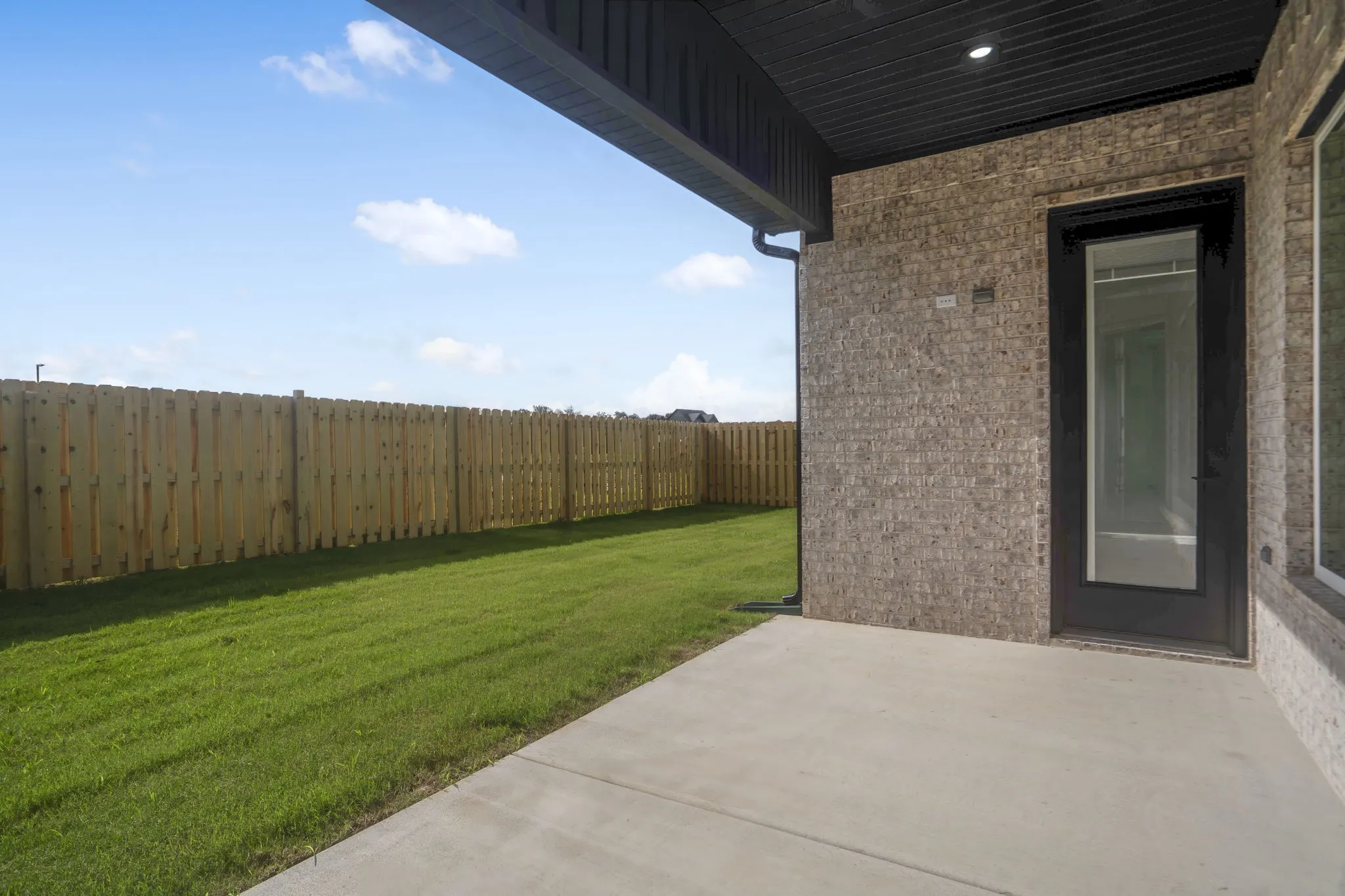 331 Hedge Sliver Oaks gallery image 28